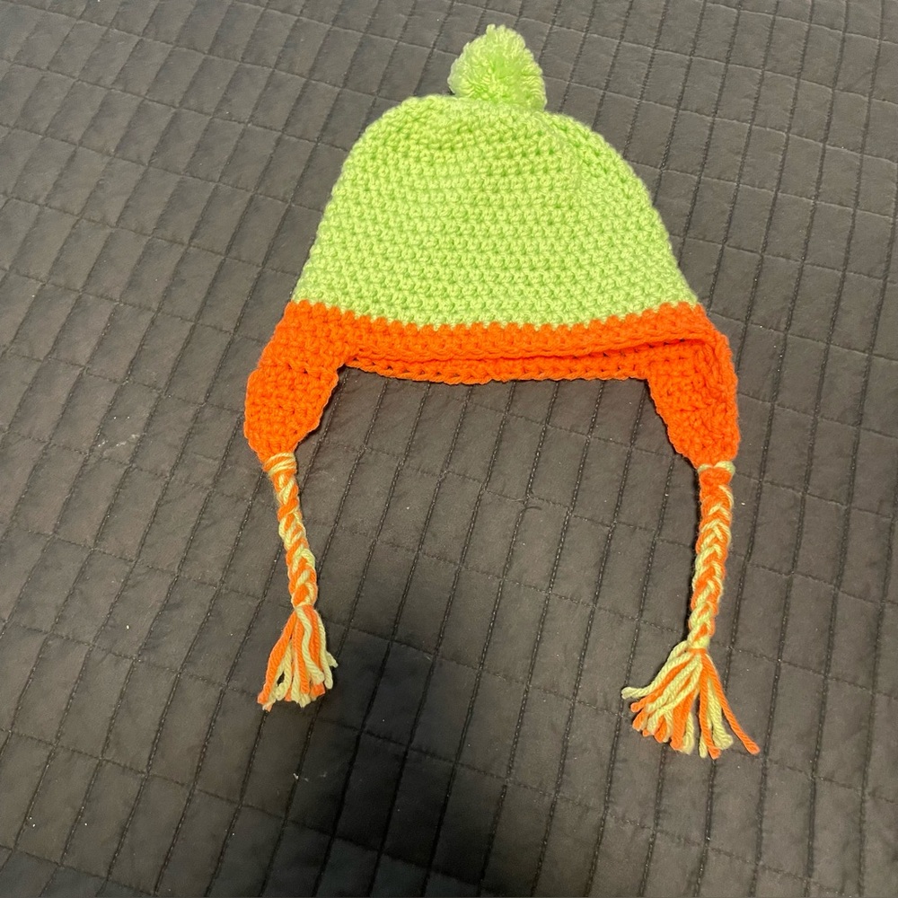 Green and Orange Knit Pom Pom toque. Hand crocheted. Brand new!
